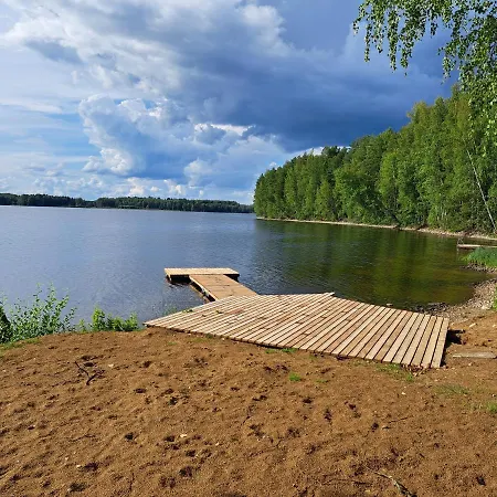 Rantamoekki Naava Chalet Hämeenlinna